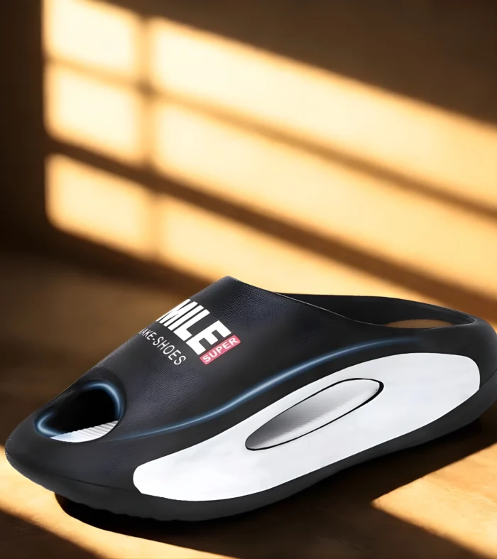 Smile Foam Slipper (Black and White)