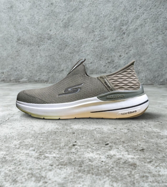 Sketcher - Slip-ins Max Cushioning Hyper Burst