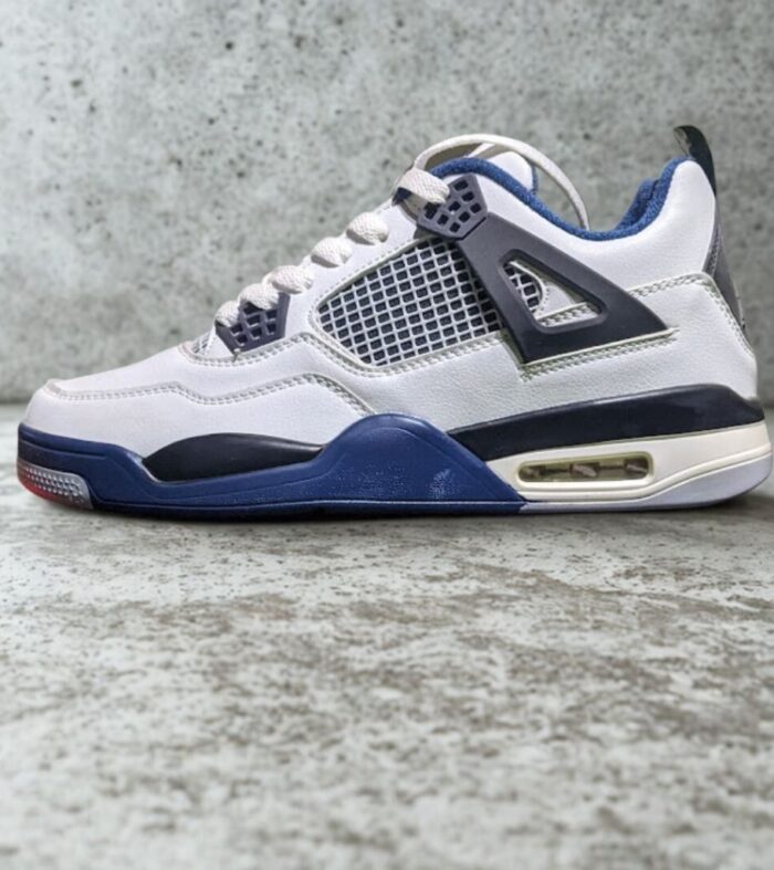 Air Jordan 4 Retro Blue White
