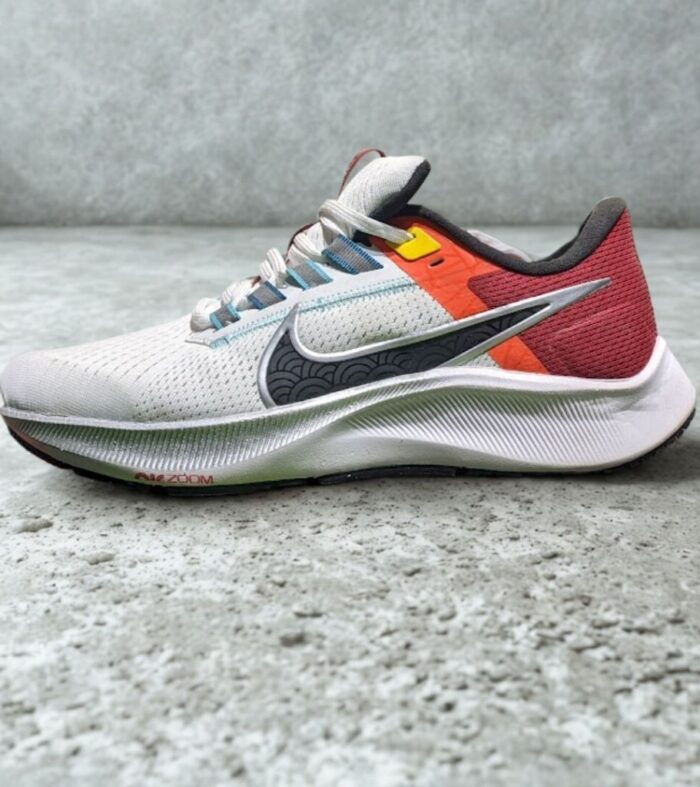 Nike Zoom Pegasus 38 (Gym Redish Whiite)